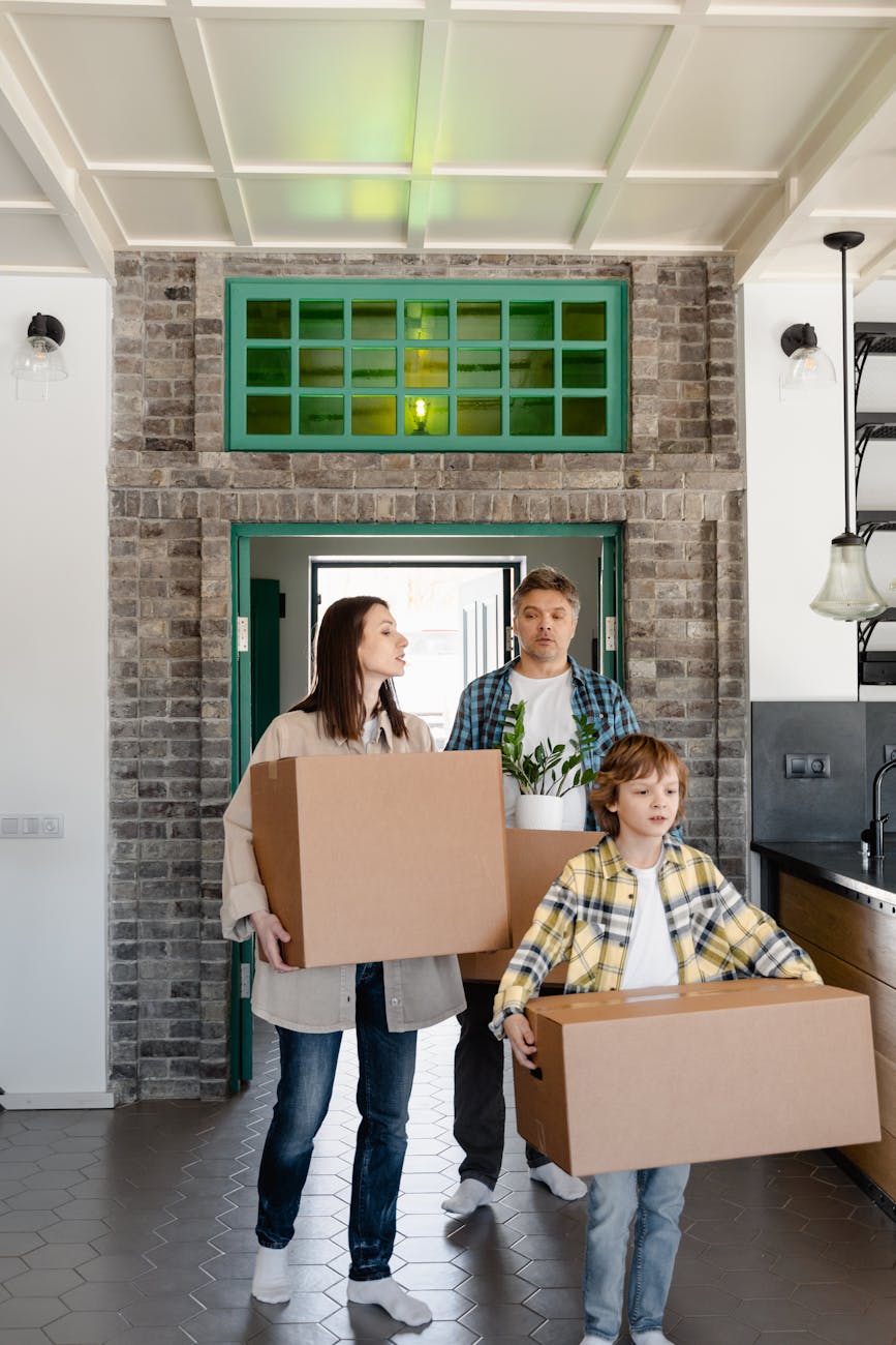 5 Things I Wish I Knew Before Moving with a&nbsp;Family